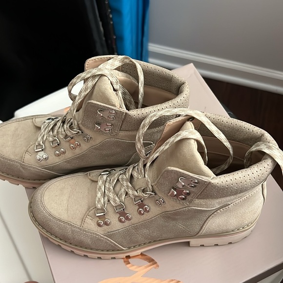 Crown vintage boots - Picture 3 of 4